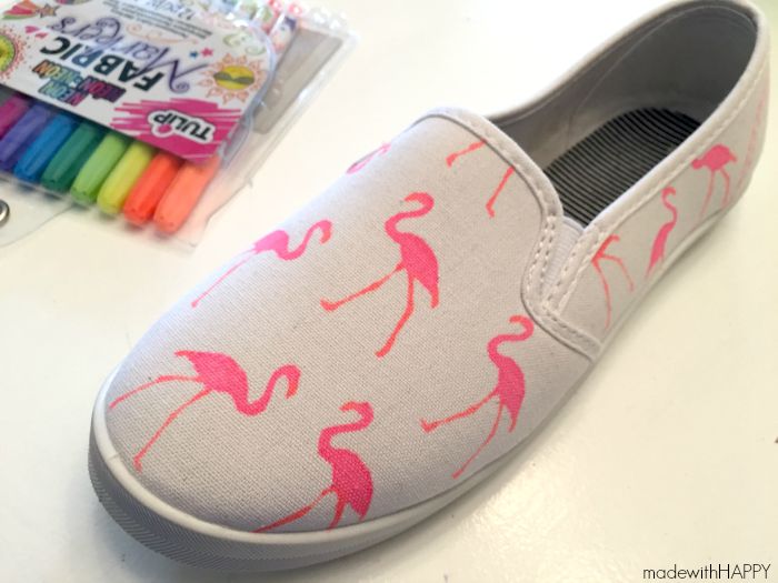 Diy flamingo shoes