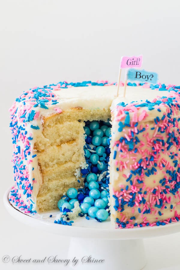 these-gender-reveal-cakes-are-a-delicious-way-to-share-your-joyful-news