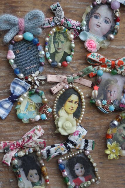 Picture, bead, and ribbon cameos