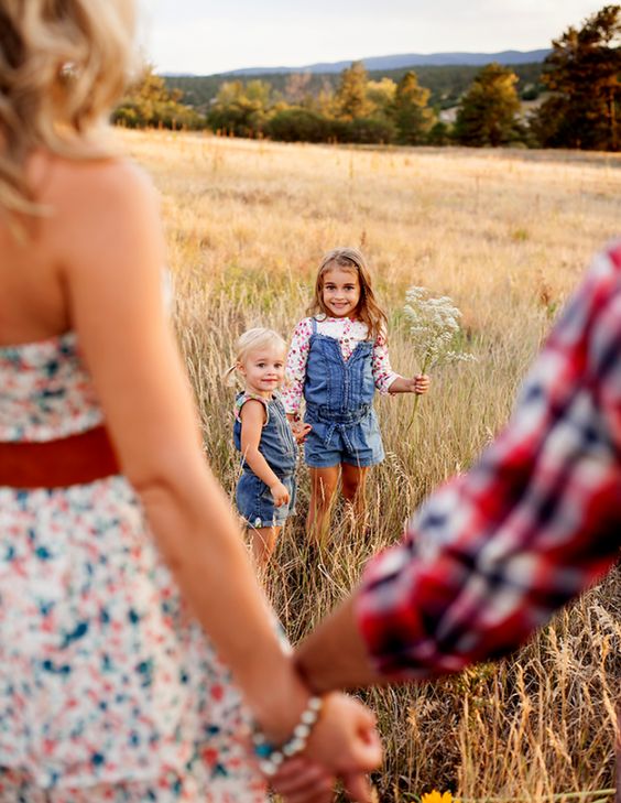 50 Family Photoshoot Ideas to Capture Unforgettable Moments