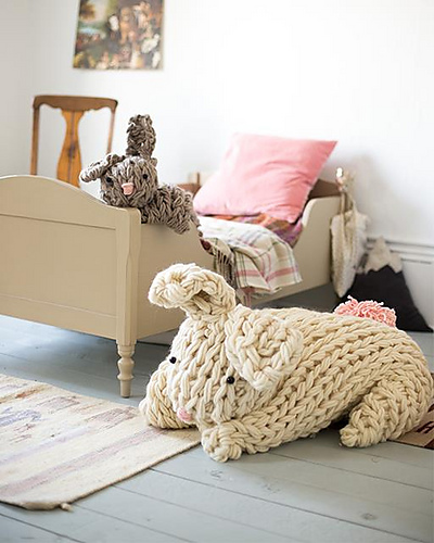 Arm knit bunny