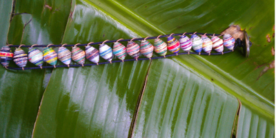 Gaelic weave paper bead bracelet