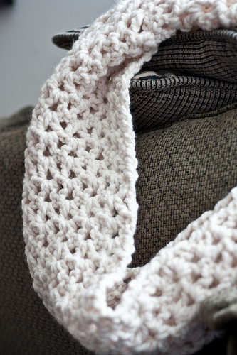 Super chunky crochet infinity scarf