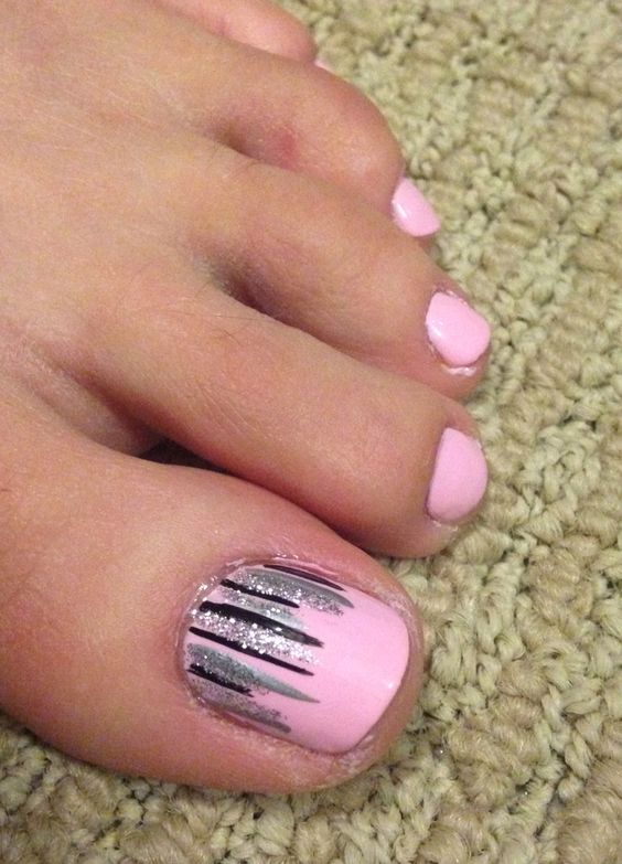 Toe nail designs abstract stripes