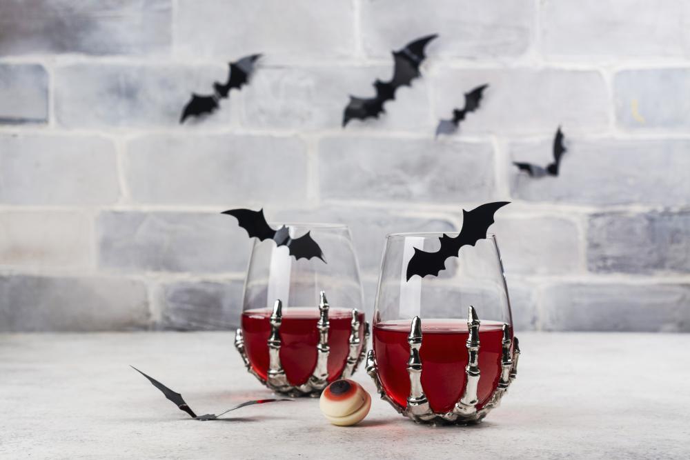 Bloody party cocktails halloween party decoration ideas 