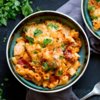 Chicken, Bacon and Tomato Mac N' Cheese - a comforting dinner with lots of flavor!