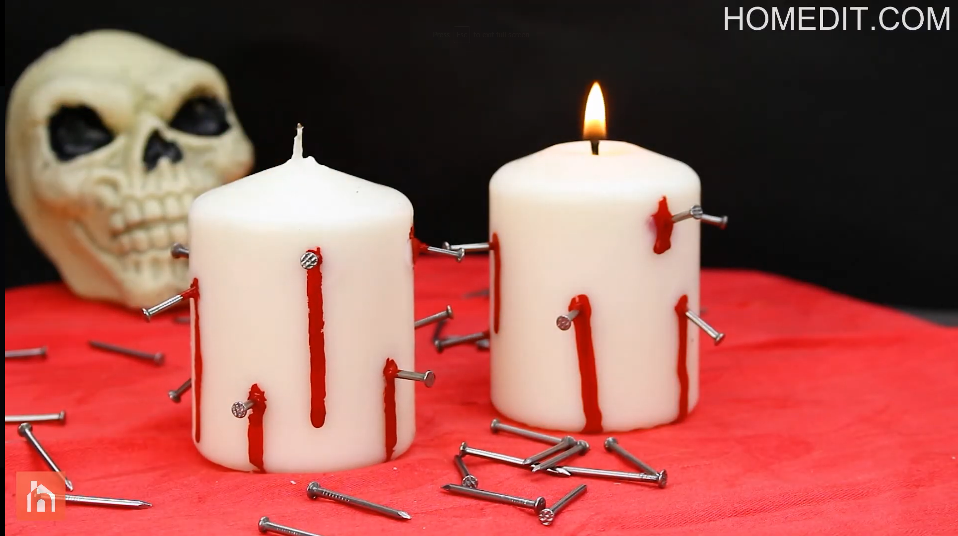 Creepy candles with bloody nails halloween house decorations ideas