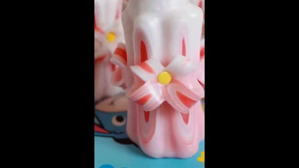 Simple 3d floral candle