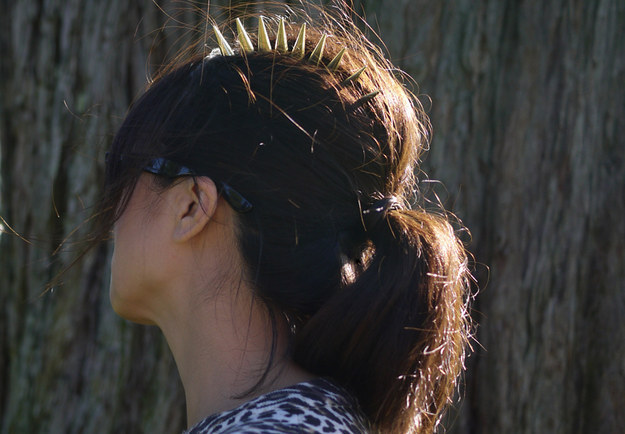 Spiked hair comb