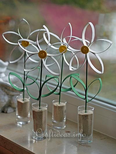 Toilet paper roll daisies