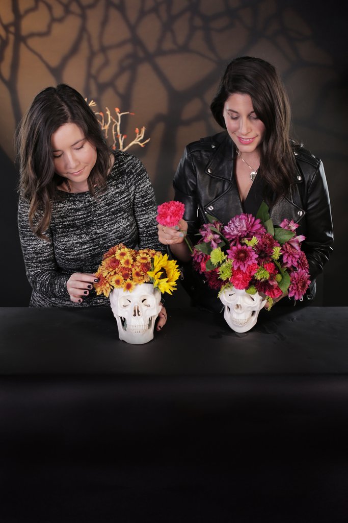 Skull Floral Arrangement - DIY Halloween Decorations