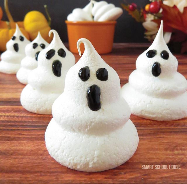Ghost meringues halloween treats