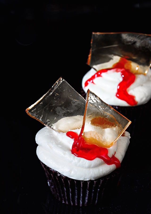 Halloween Cool Treats: Blood Drip Cupcakes