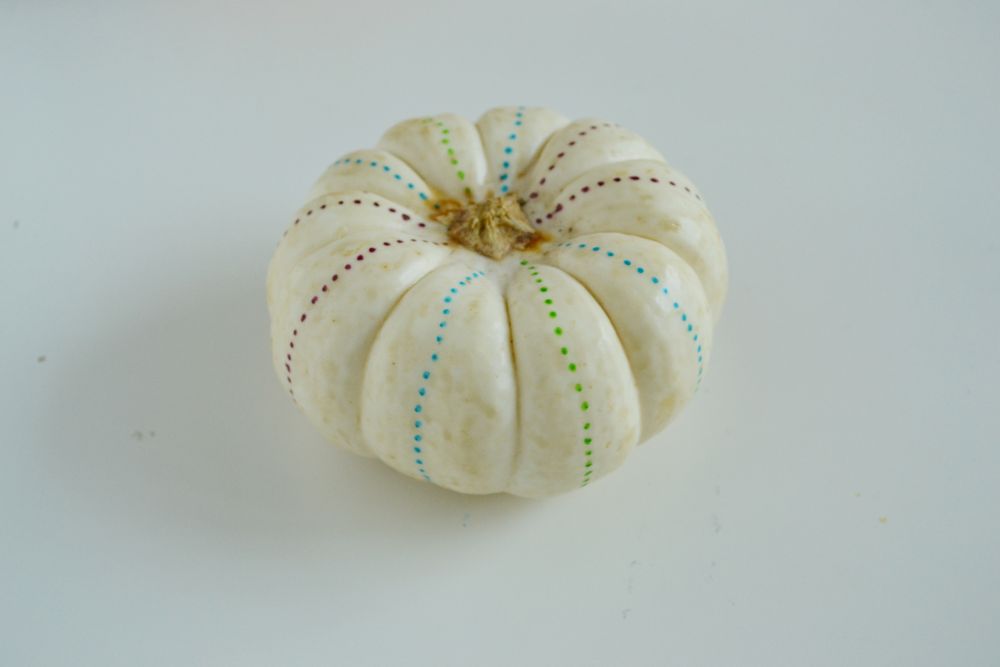 Diy simple pumpkin decorating for fall