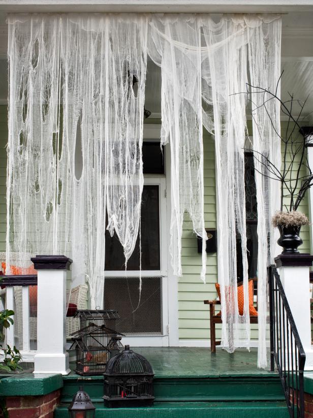 DIY Halloween Door Decorations - Cobwebs