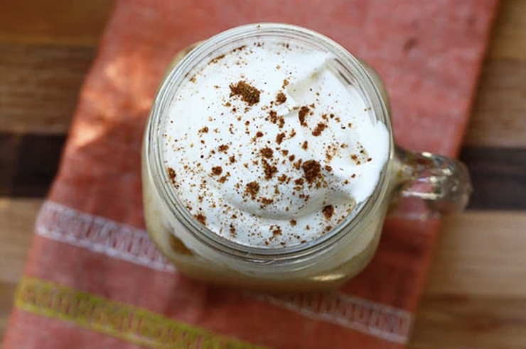Iced pumpkin spice latte