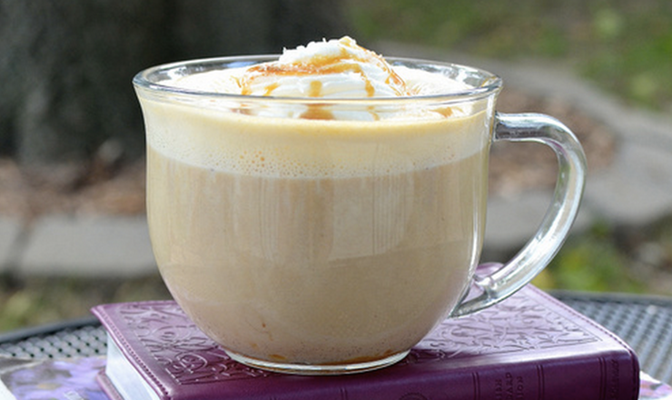 Salted caramel pumpkin latte