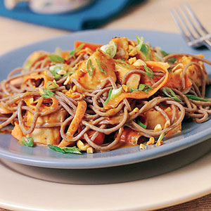 Chicken soba noodles with peanut sauce