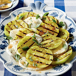 Grilled green tomatoes caprese