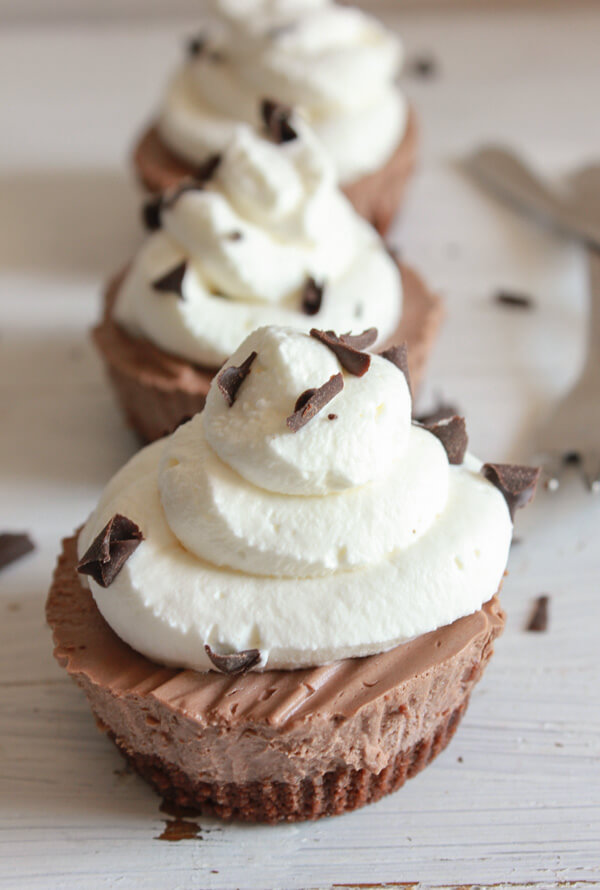Individual frozen creamy chocolate tarts blog6 1 of 1 2