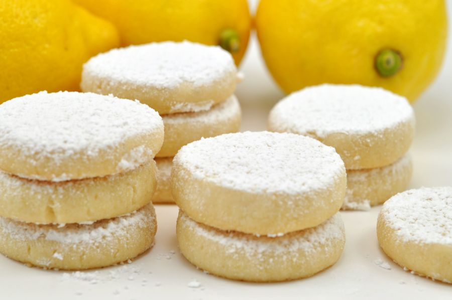 Lemon shortbreads cookies