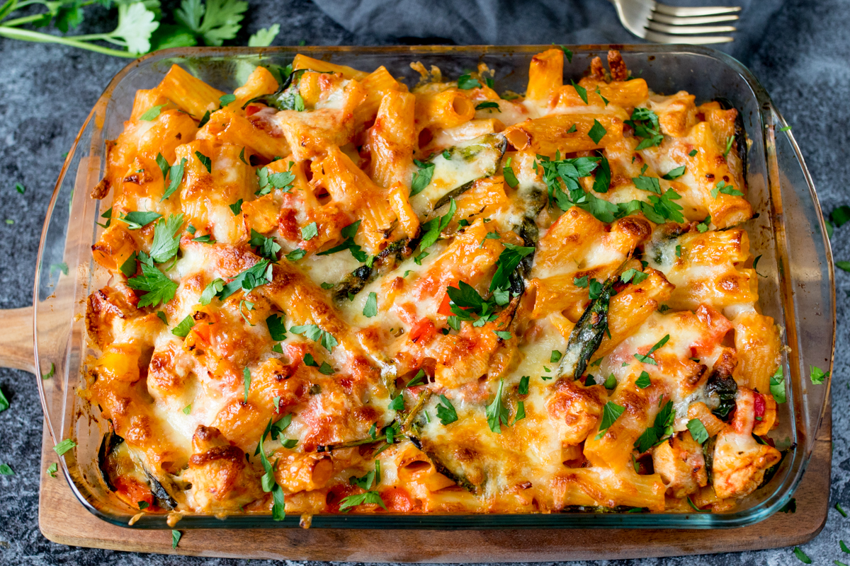 Chicken bacon spinach cheesy pasta bake finished wide 3