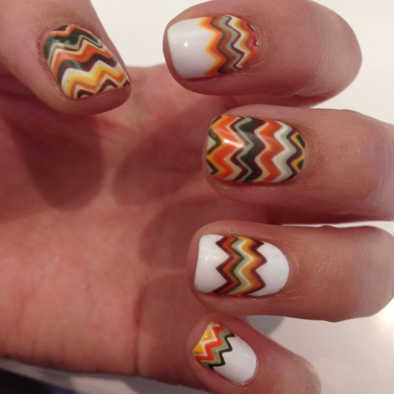 Diy chevron fall nail art