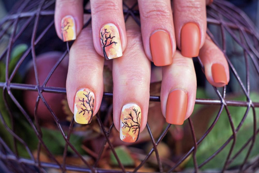 Leaves & trees nails thanksgiving nail art