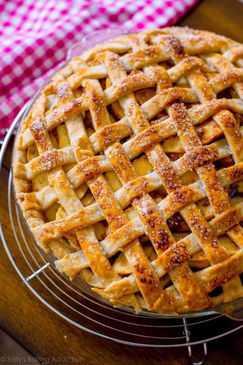 Salted caramel apple pie thanksgiving dessert recipes 