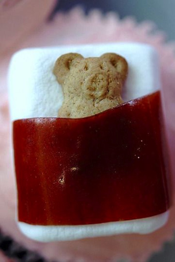 Teddy bear nap snacks