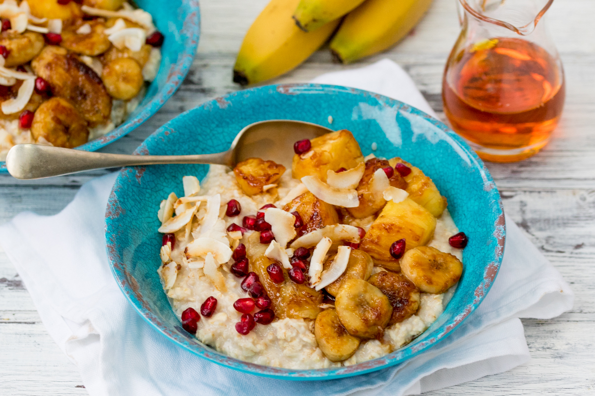 Tropical oatmeal with caramelized fruit 2