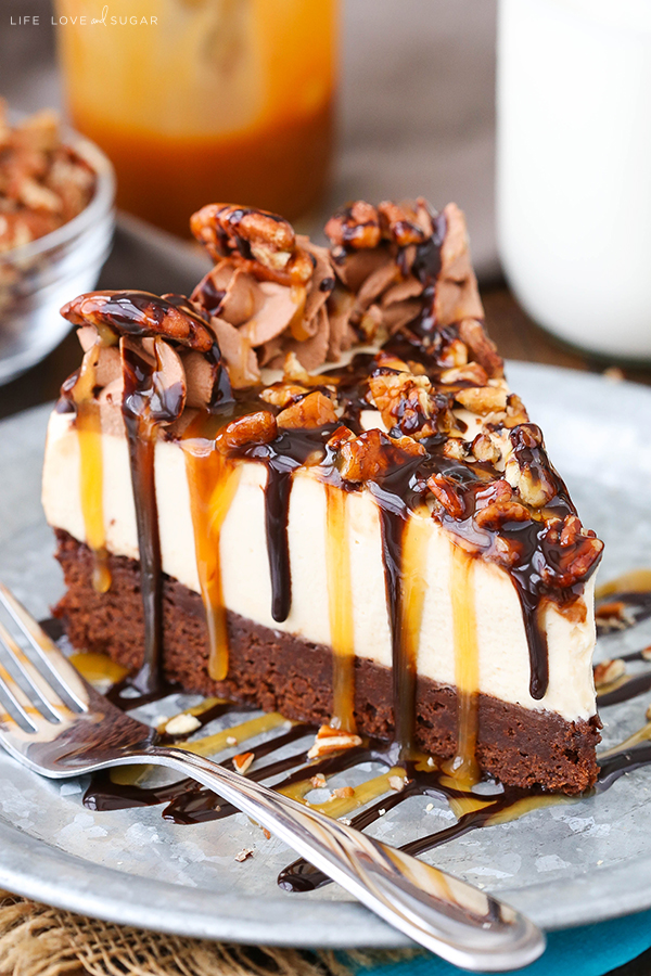 Turtle Brownie Cheesecake - Thanksgiving Dessert Ideas