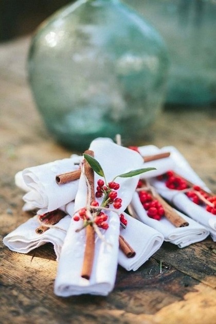 Cinnamon + Winter Berry Napkin Ring - Christmas Wedding Idea