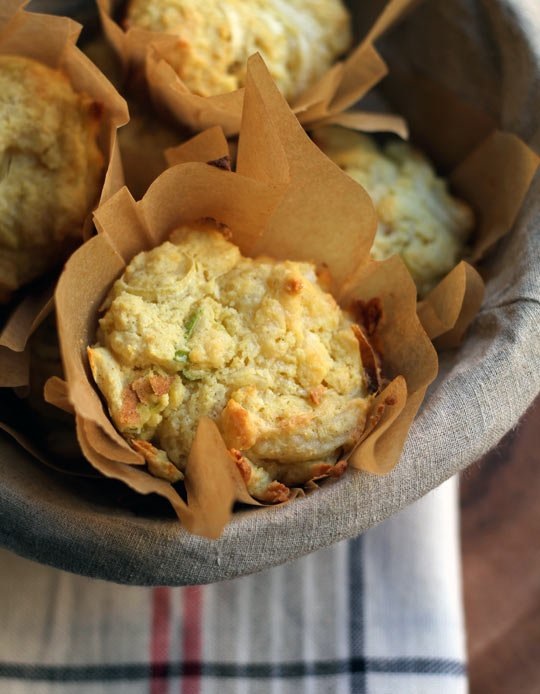 Cheddar and leek muffins