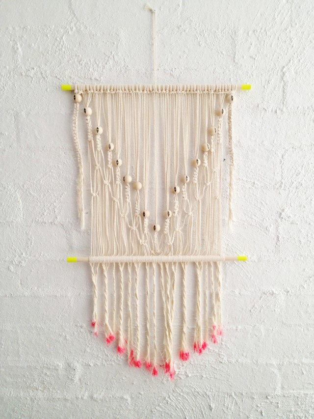 Add Some Boho Spirit With These 21 Macrame Hanging Wall Patterns - How To Make A Simple Macrame Wall Hanging