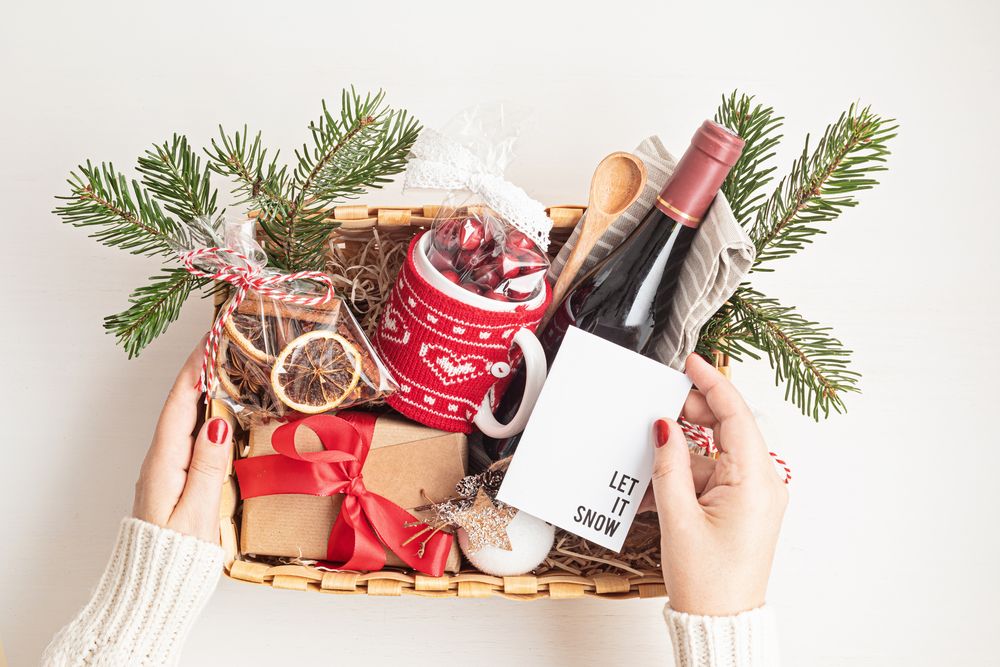 Personalised Christmas Novelty Wine Bottle Label Joke Xmas Gift Secret Santa Elf