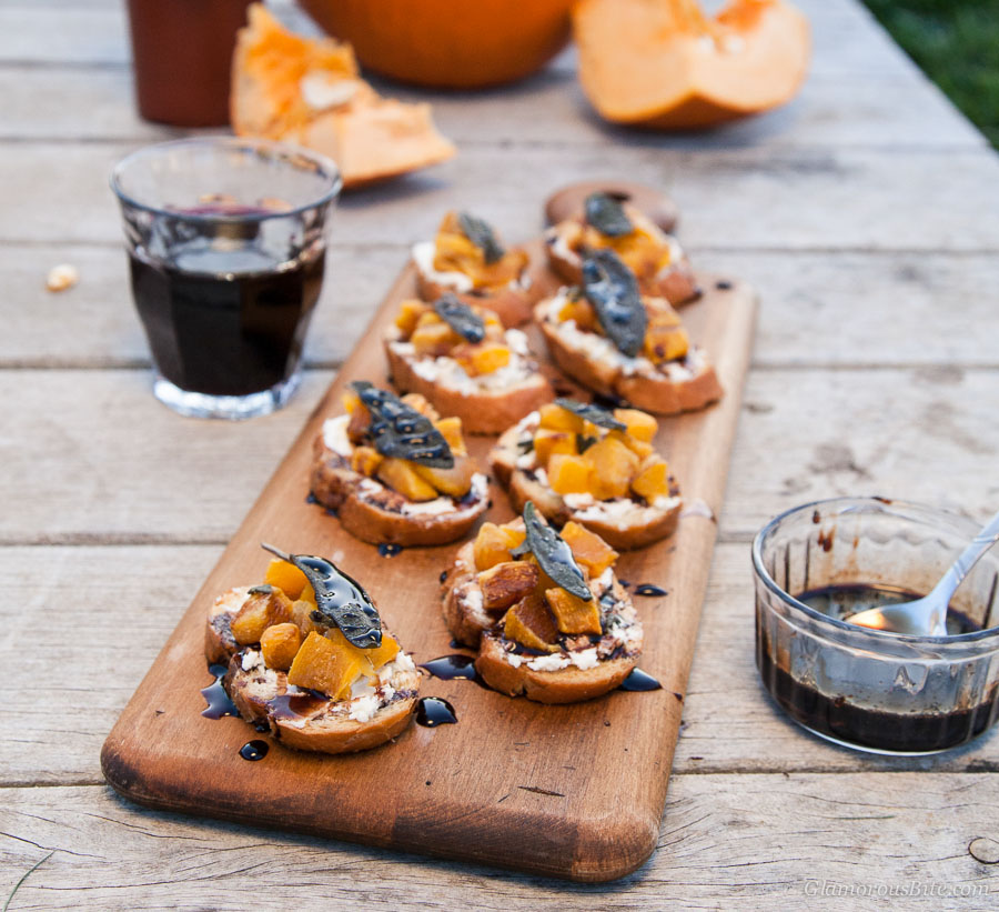 Pumpkin Crostini with Sage - Easy Thanksgiving Appetizers