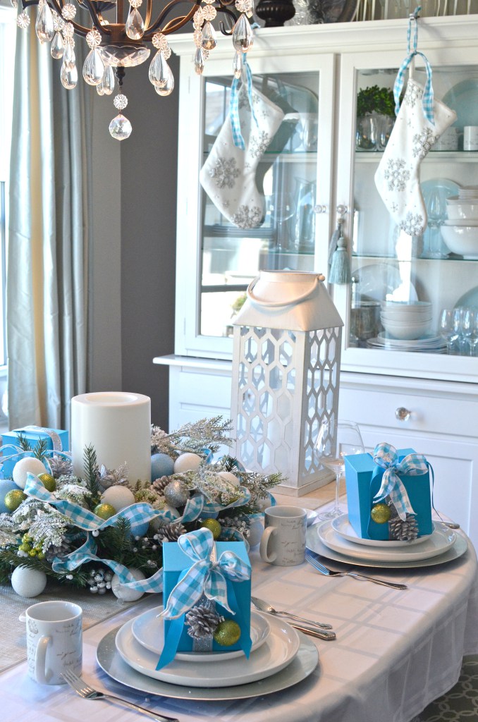 Diy blue christmas centerpiece