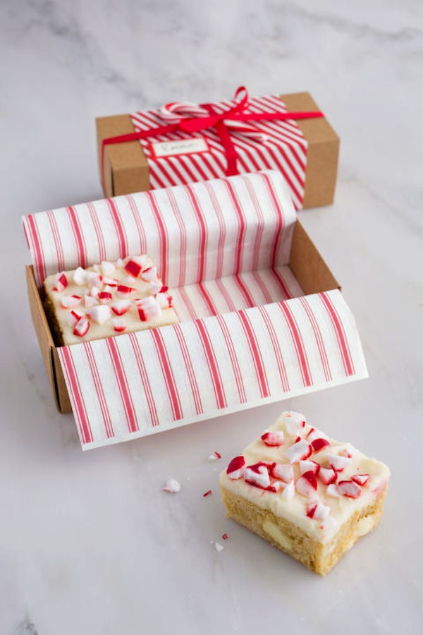 White chocolate peppermint blondies