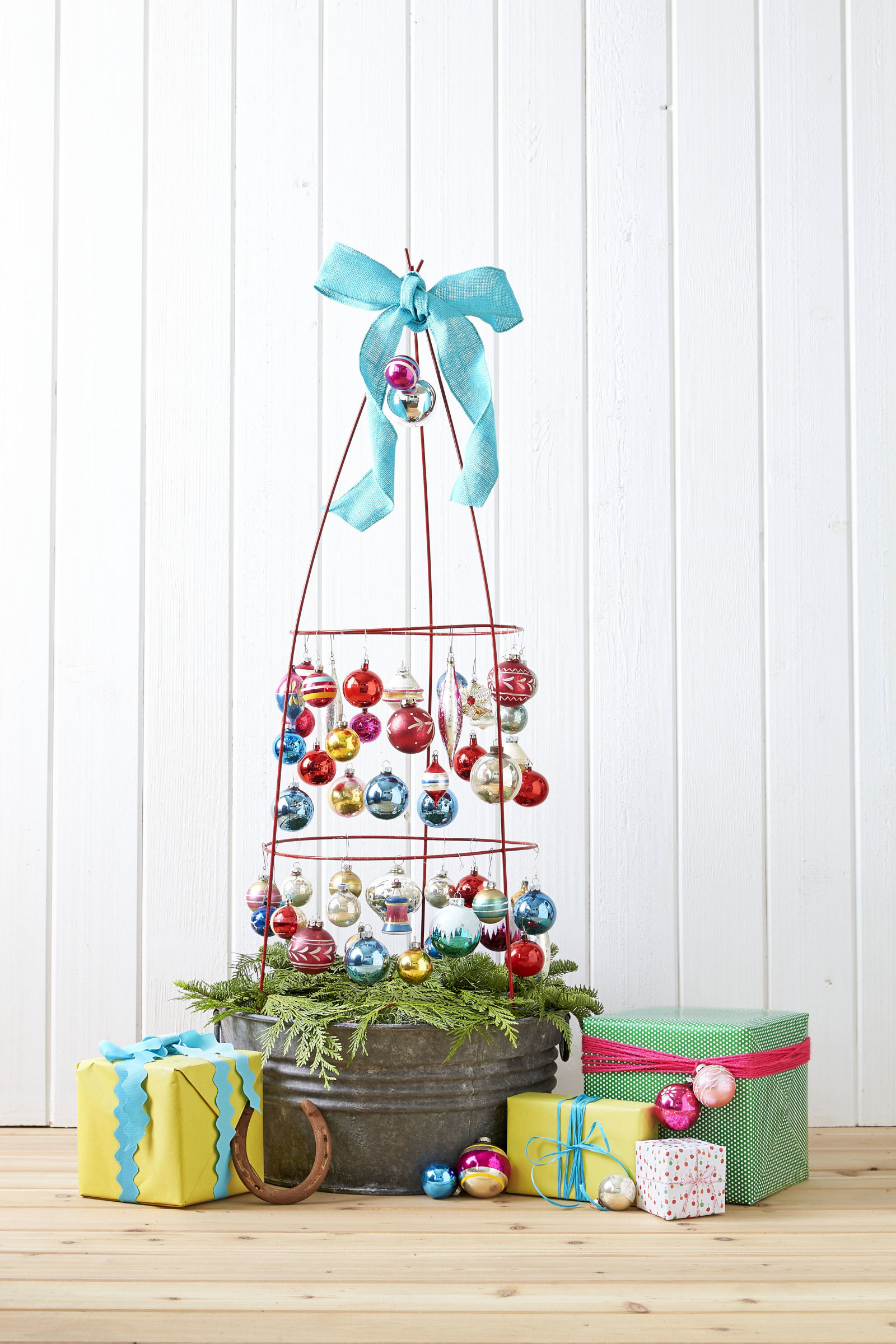 Tomato Cage Tree Front Porch Decorating Idea