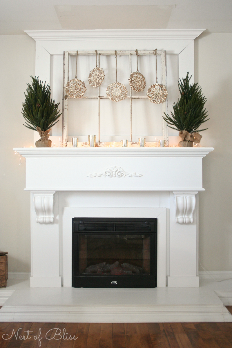 Snowflake simple mantel