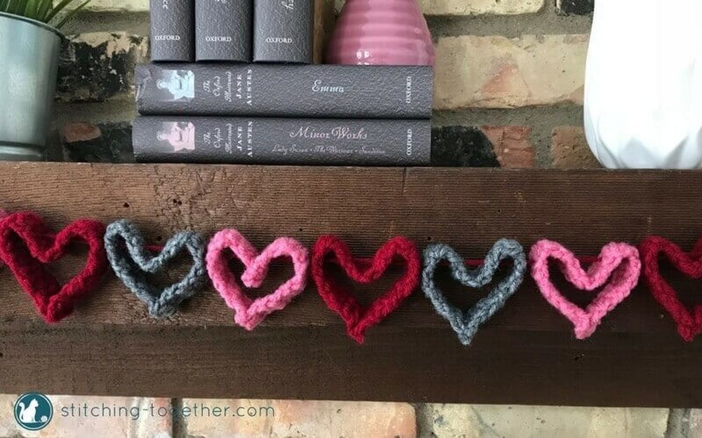 Alternative crochet heart garland quick knitting projects for gifts 