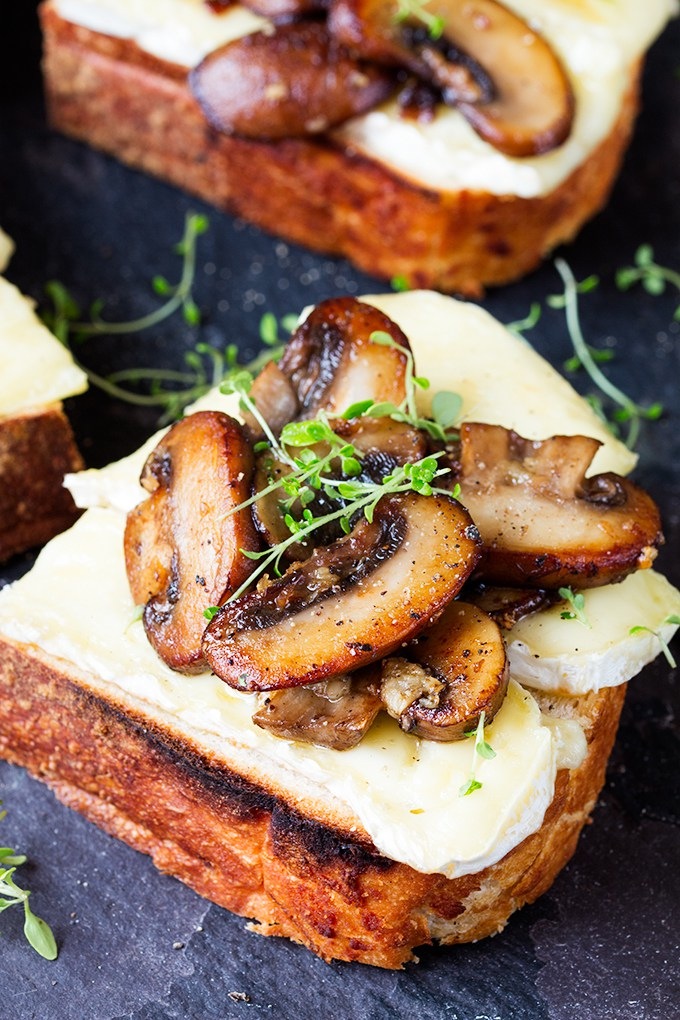 Garlic mushroom and brie toast
