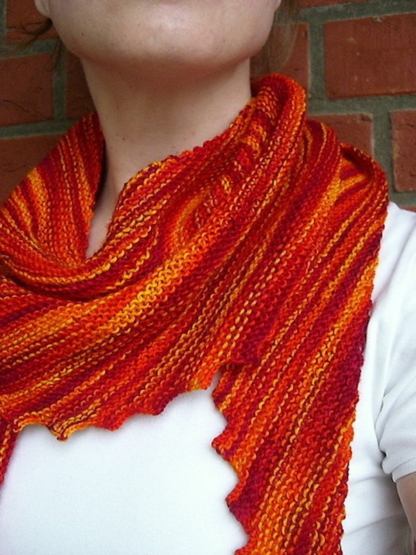 15 Beautiful Knitted Shawls For Beginners