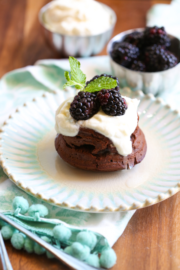 Spiced lava cakes