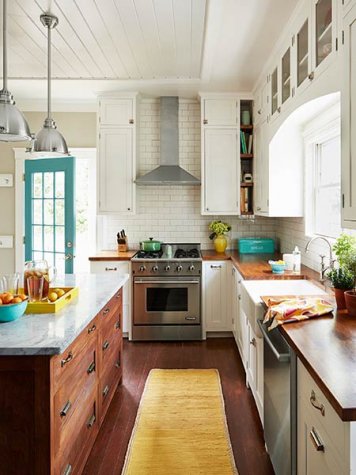 Colorful accents kitchen