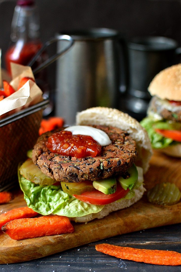 Simple vegetarian black bean burger recipe