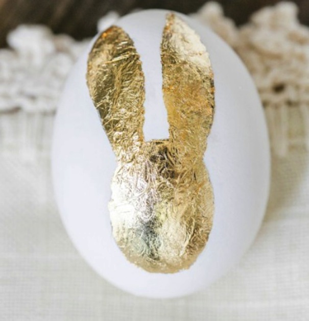 Gold foil silhouette egg