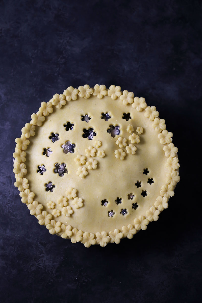 Blueberry pie with cornmeal crust