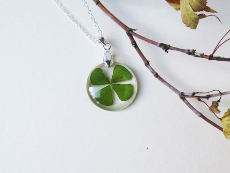 Four leaf clover pendant